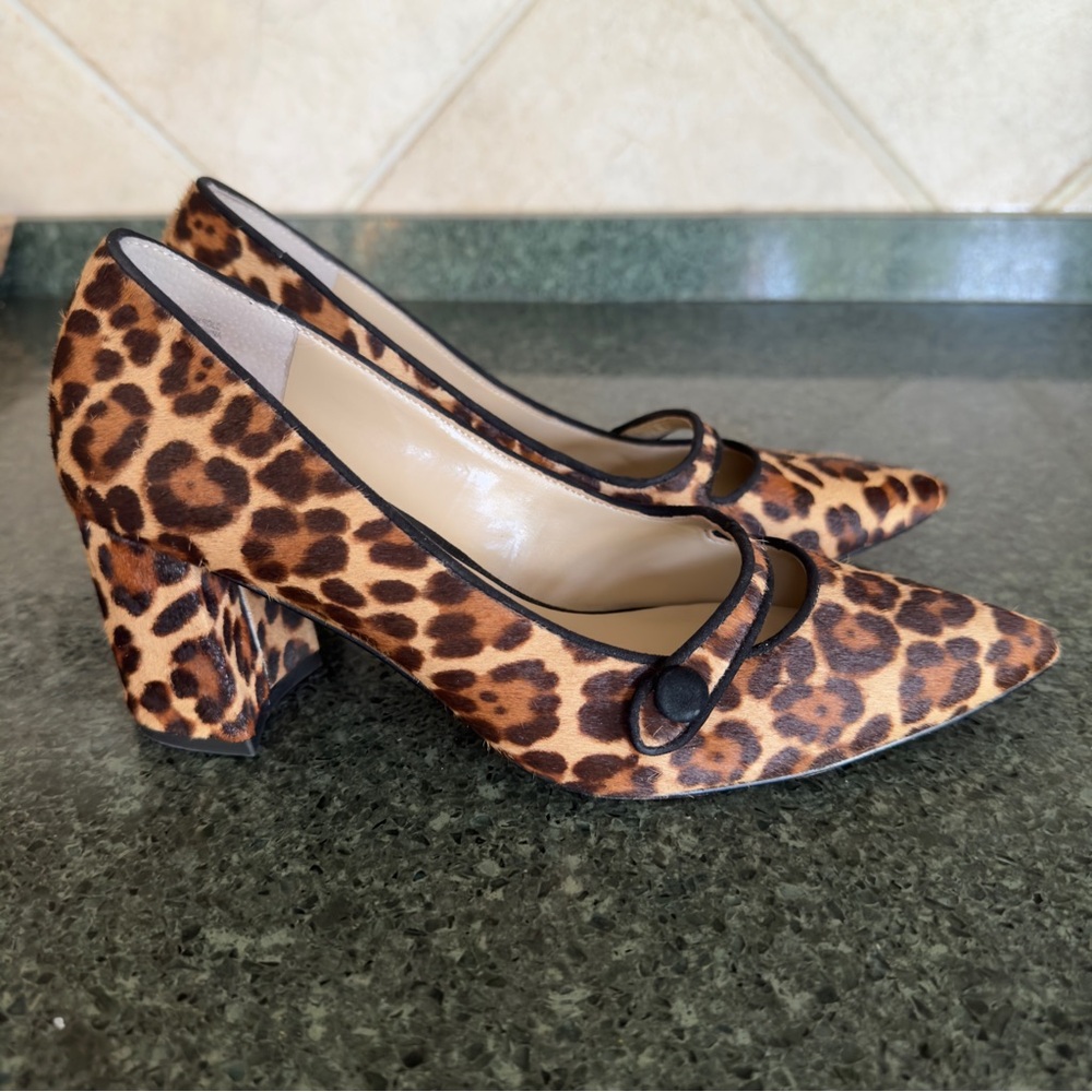 EUC Ann Taylor Essie Leopard Print Hair Calf Pointed Toe Mary Jane Pumps 7.5